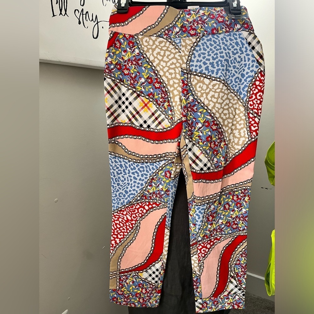 NWT NEW YORK & CO PULL ON CROP PANTS - Picture 2 of 7
